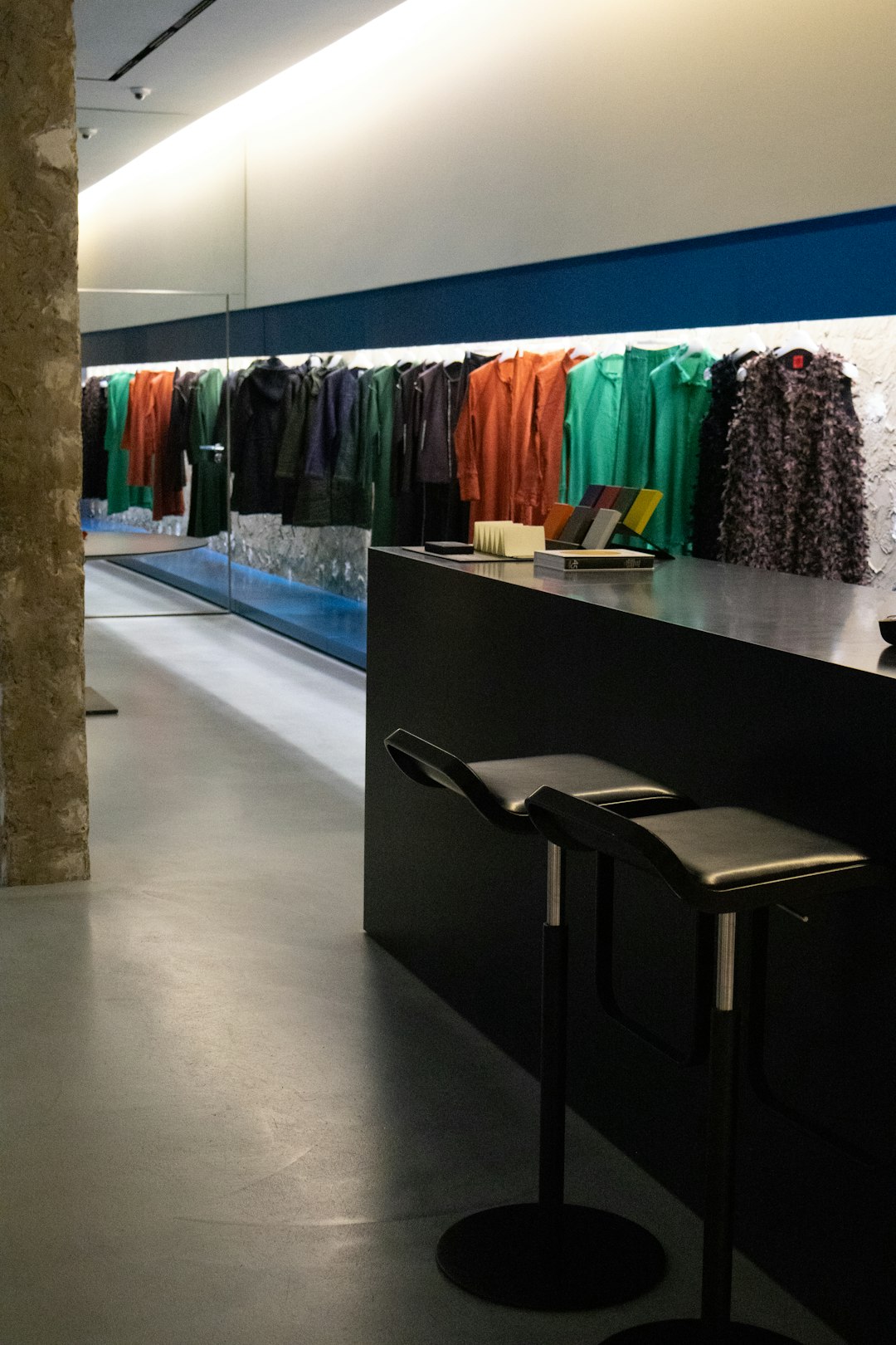 photo-1765009433753-c7462637d21f